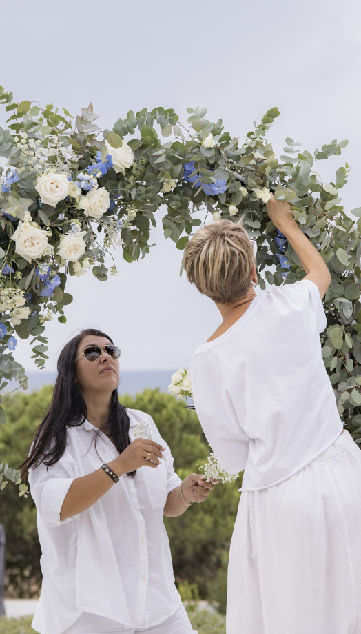 Getting a arch ready for a wedding